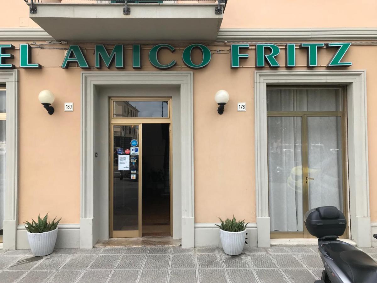 Amico Fritz 3*